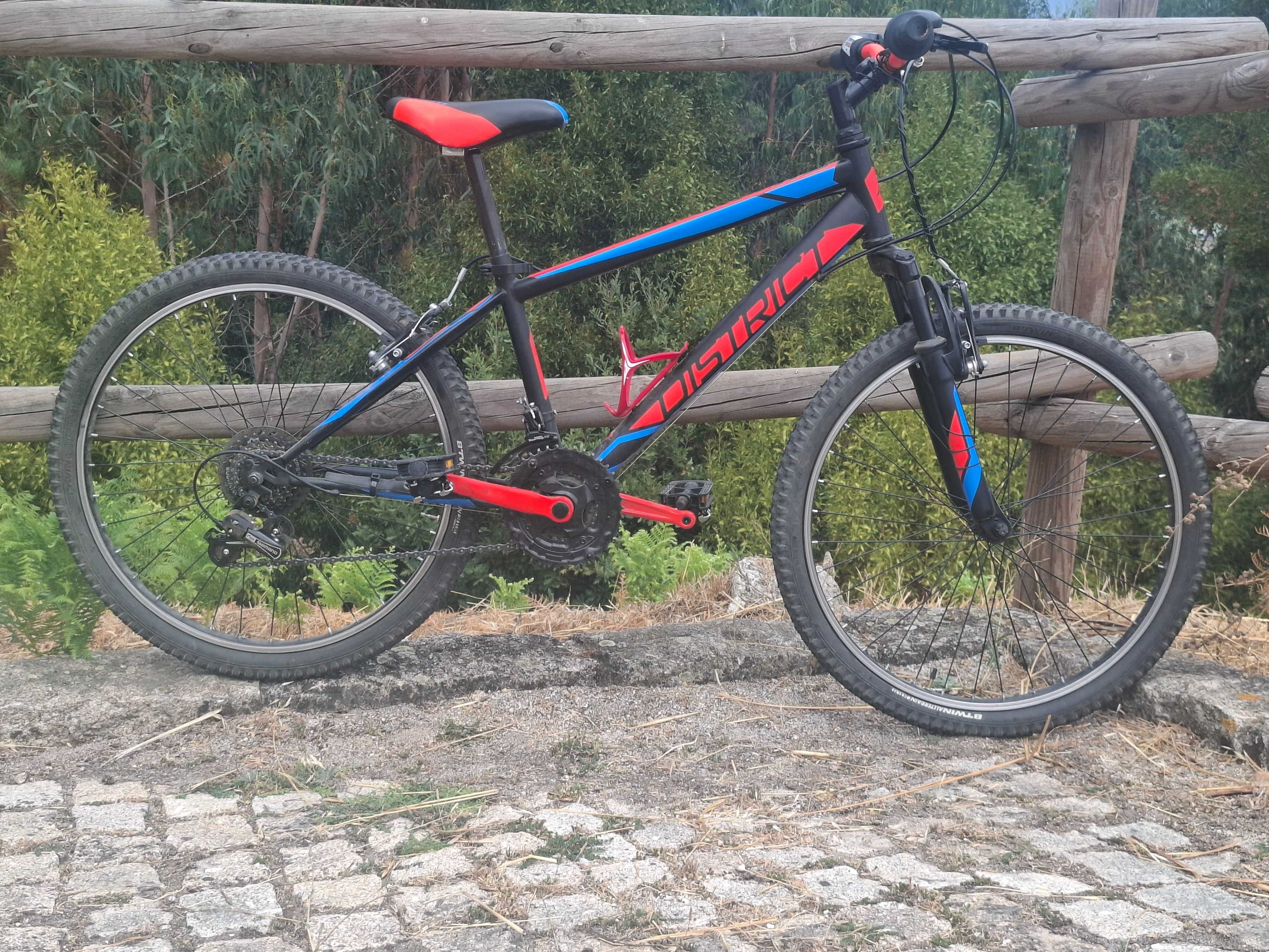 Bicicleta  roda 24 pouco  utilizada,  ótimo estado
