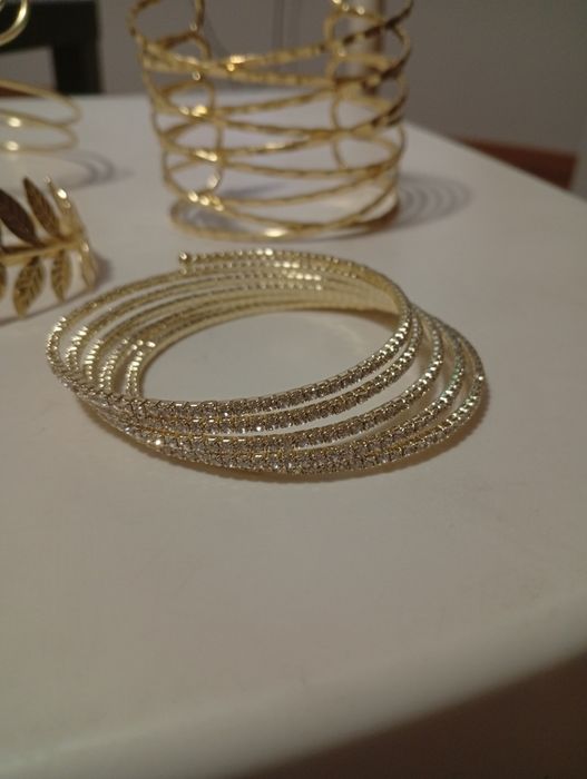 5 pulseiras/braçadeiras douradas bijuterias