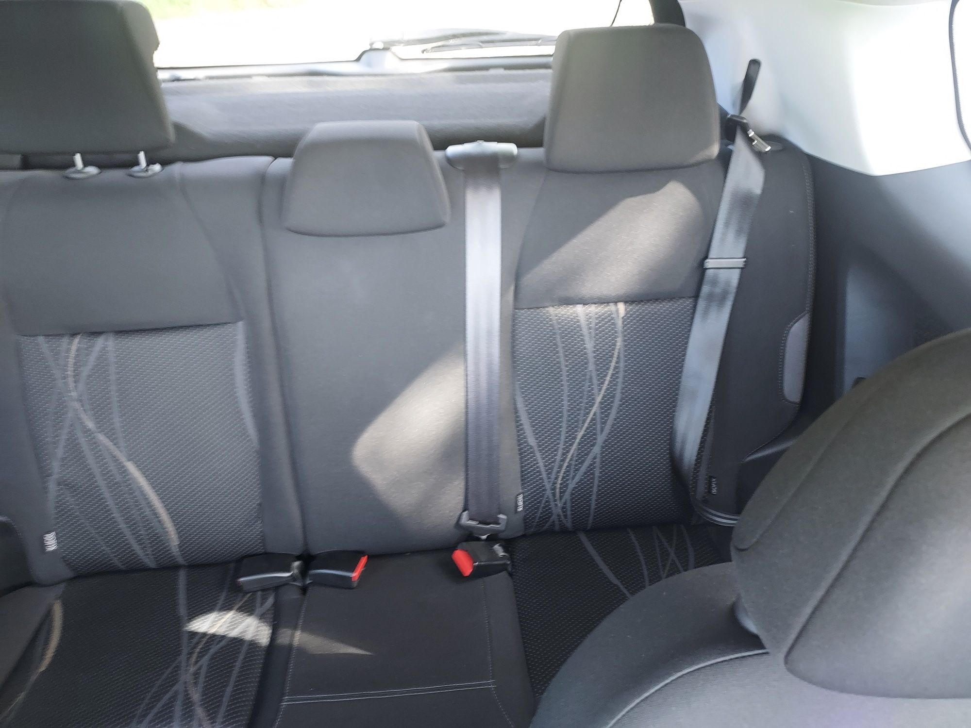 Peugeot 208 1.2vvti 2012