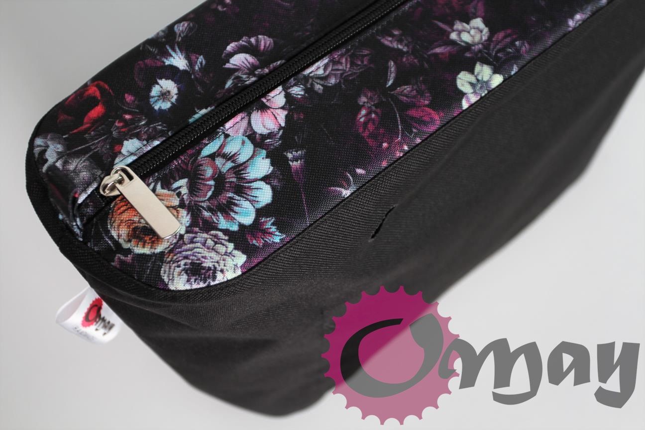 Czarny organizer OBAG STANDARD ogród kwiaty fiolet 2 kieszenie OMAY