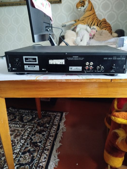 Пишучий програвач PHILIPS CDR 760