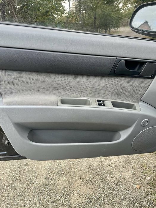 Chevrolet lacetti 2012 рік.в рідній фарбі.