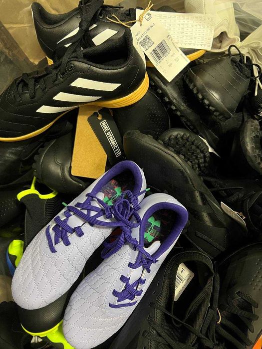 Футбольне дитяче взуття ОПТОМ НОВЕ ОПТ Бутси Сороконіжки Футзалки СТОК