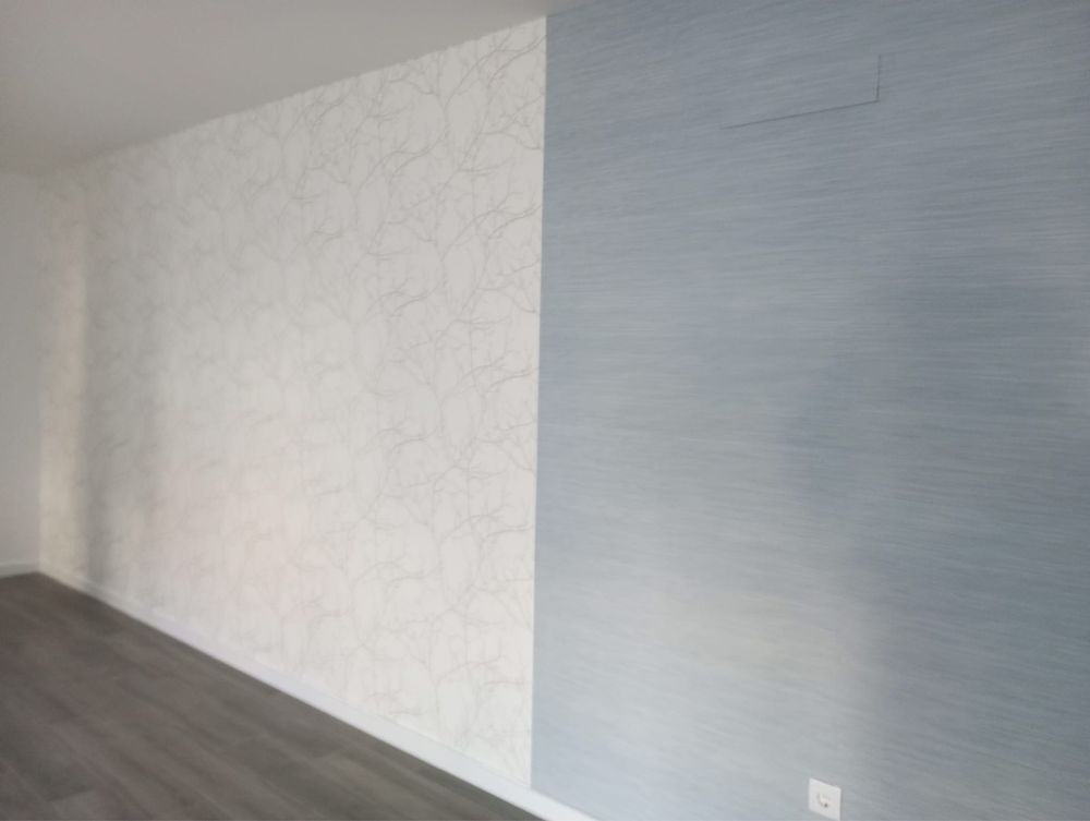 Papel parede BN branco com textura tipo palhinha azul