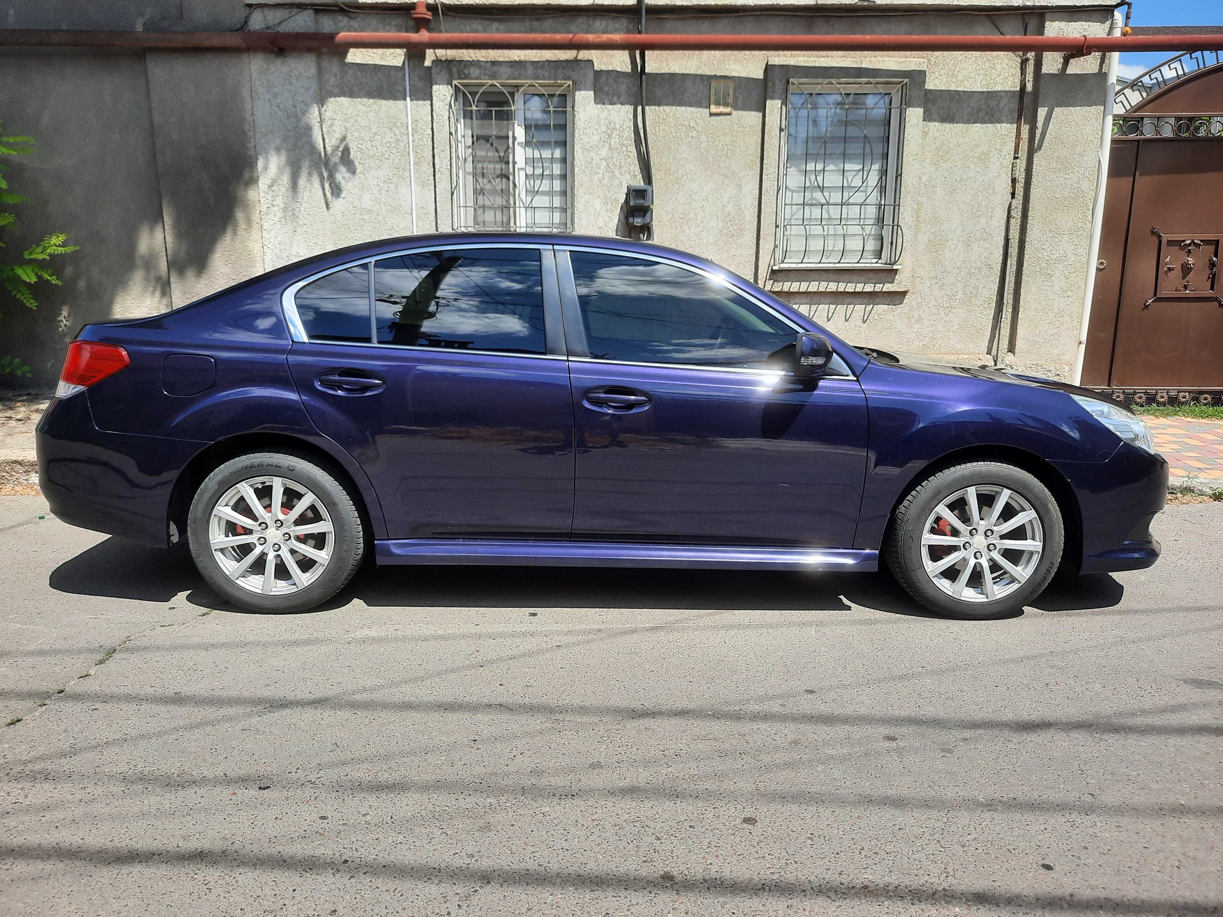 Subaru Legasy  2.0 GAZ 4x2 AWD автомат официальная 2010 г.в.