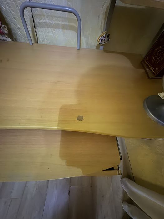 Компютерний стіл