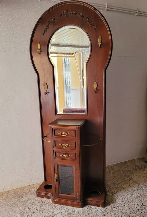 Chapeleira / Bengaleiro Antigo de Madeira com Espelho e Gavetas