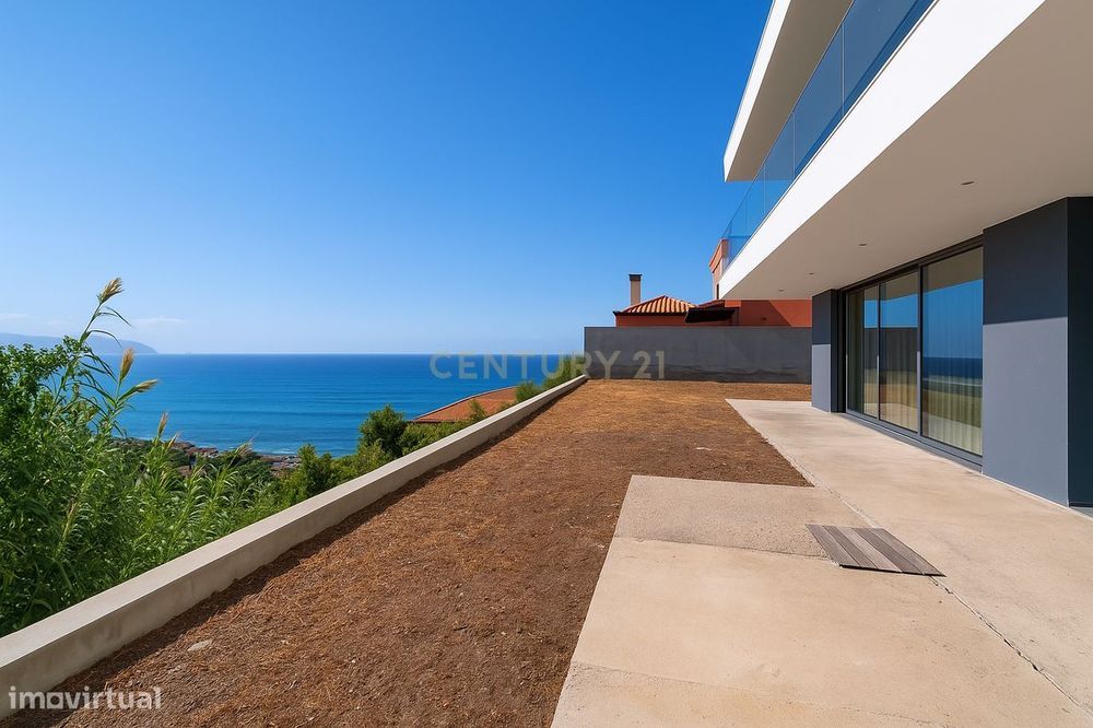 Moradia T3 moderna com vista deslumbrante para o mar