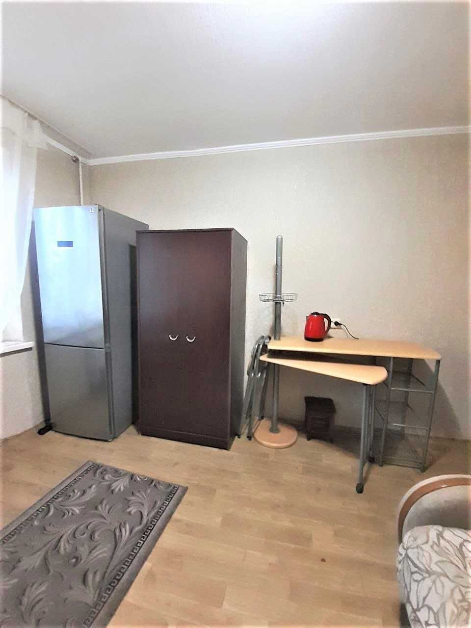 Пр.Б.Хмельницкого, тупик 136й маршрутки, 1к.кв, 13 тыс.у.е.