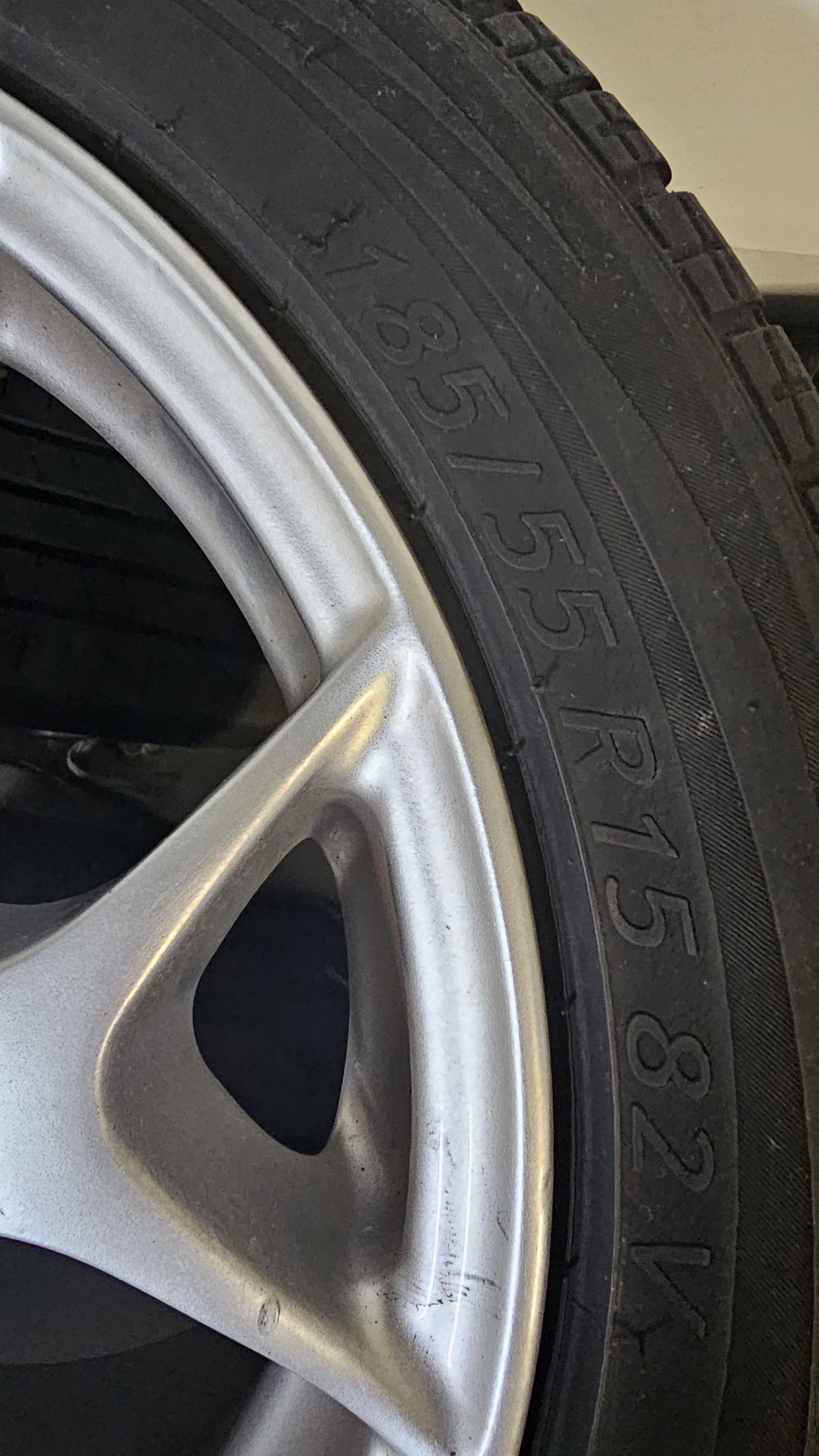 Jantes Toyota + pneus