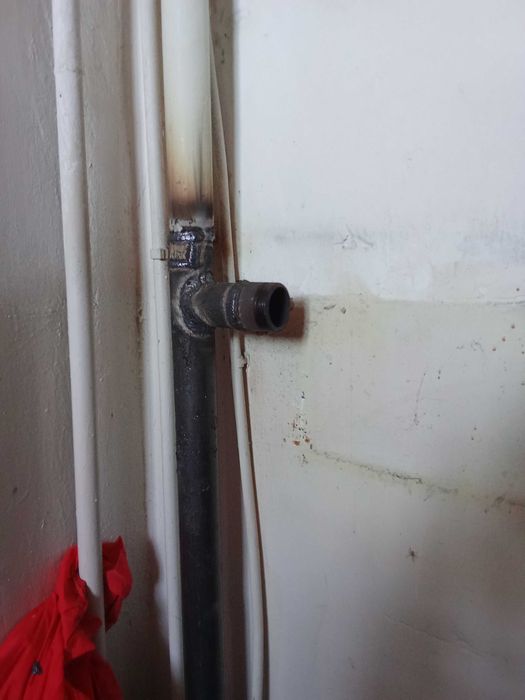 Послуги сварщика , Електрогазозварювальні роботи .Пайка.