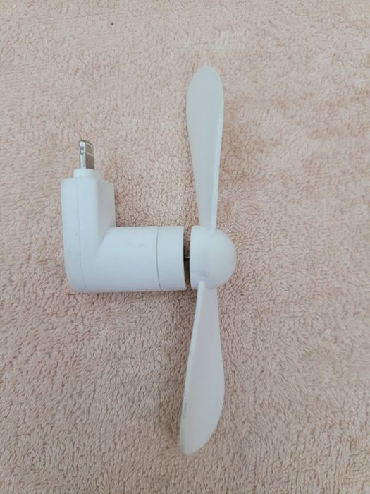 Портативный вентилятор Ligthning