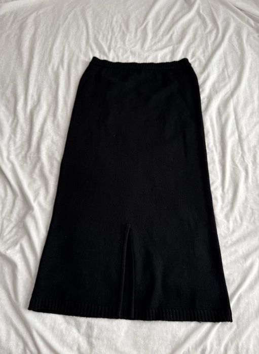 Спідниця чорна довга трикотаж на зиму miss h express розмір l xl