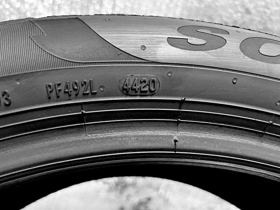 Шини Б/в 235.45.20 пара Pirelli