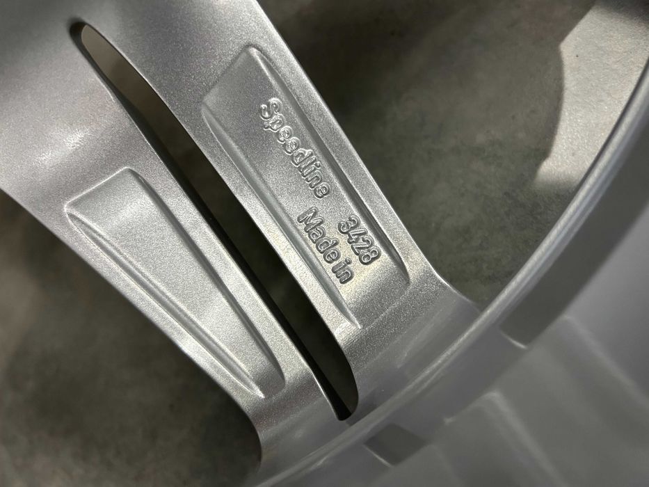 Oryginalne felgi 18 5x112 ET40 Audi A4 B8 B9 A6 C7 C8 Q5 8W0/601025R