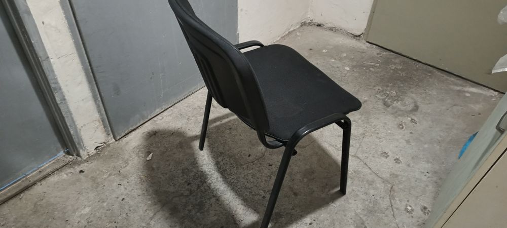 6 krzeseł konferencyjnych, tapicerowanych