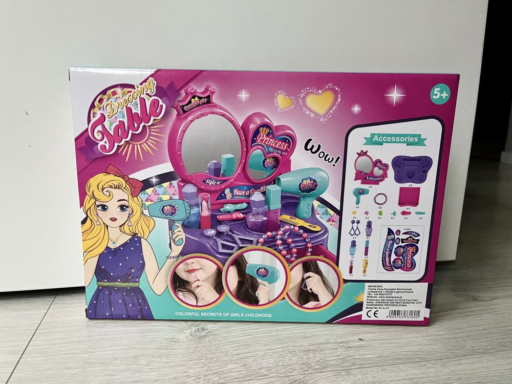 Toaletka dziecięca dla dziewczynki studio urody i makijażu różowa NOWA