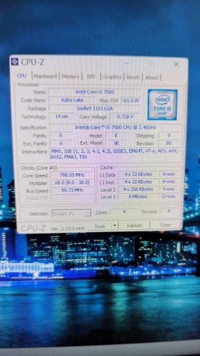 Komputer Gamingowy Titan i5-7500, 12GB DDR4, RX 580 8GB i 1,80 TB