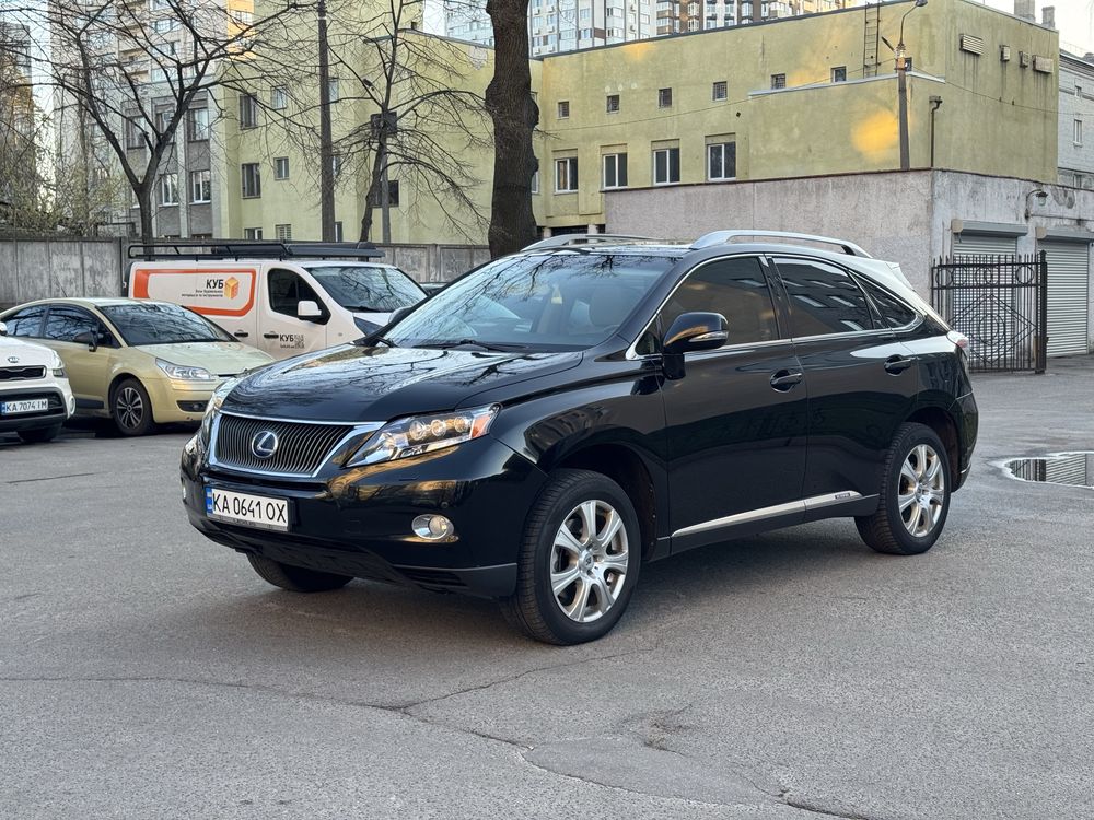 Продам lexus rx450h