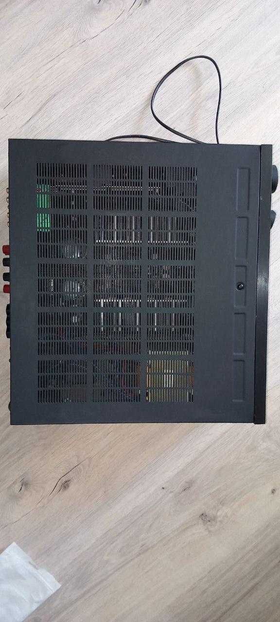 Yamaha AX-870 wzmacniacz