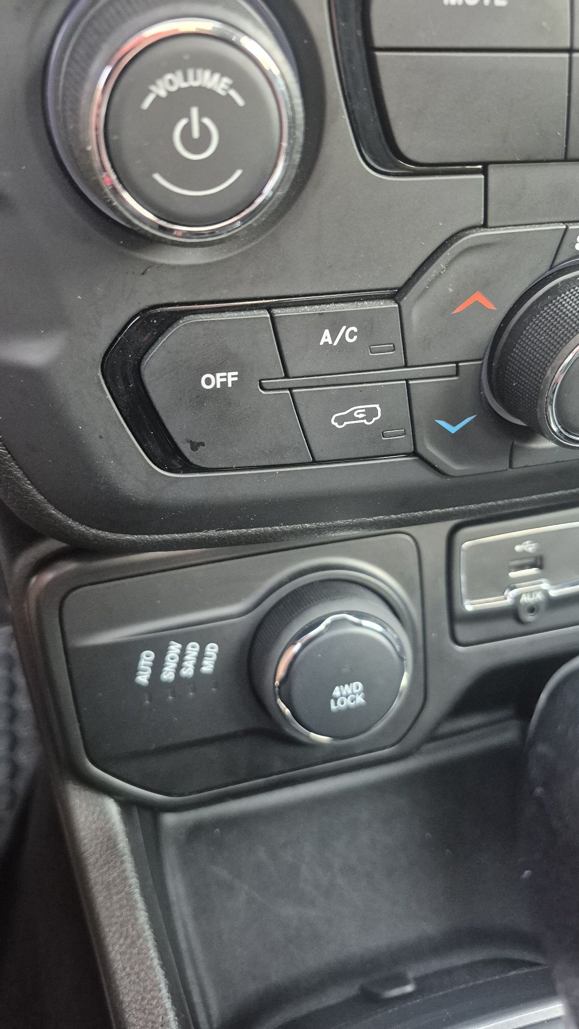 Jeep renegade (Джип Ренегат)