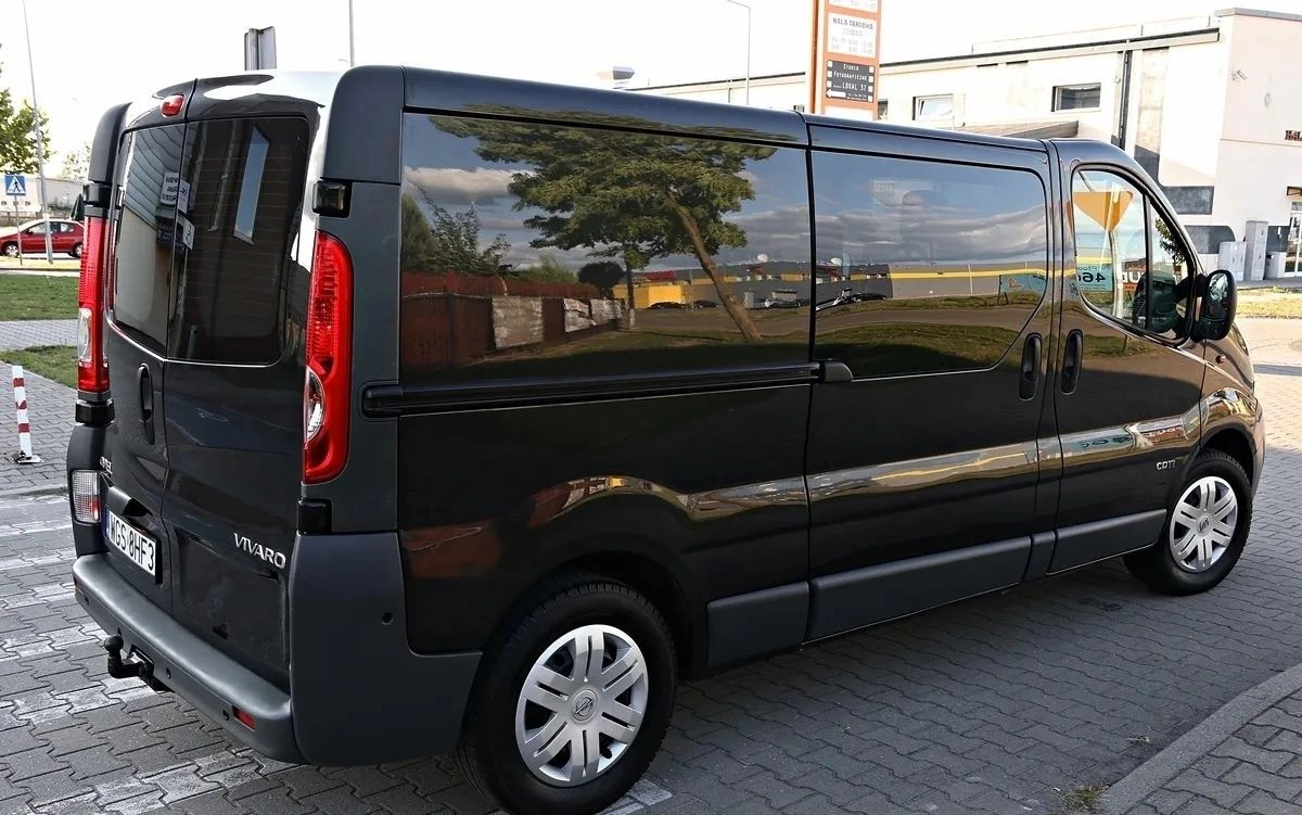 Opel Vivaro 2011
