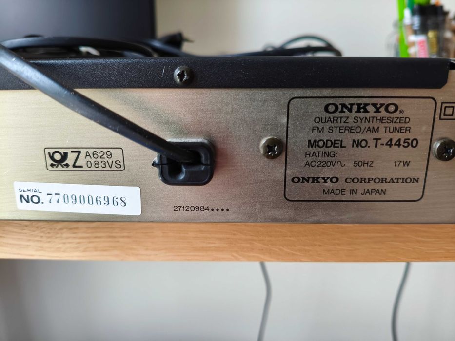Tuner Onkyo Integra T-4450 czarny