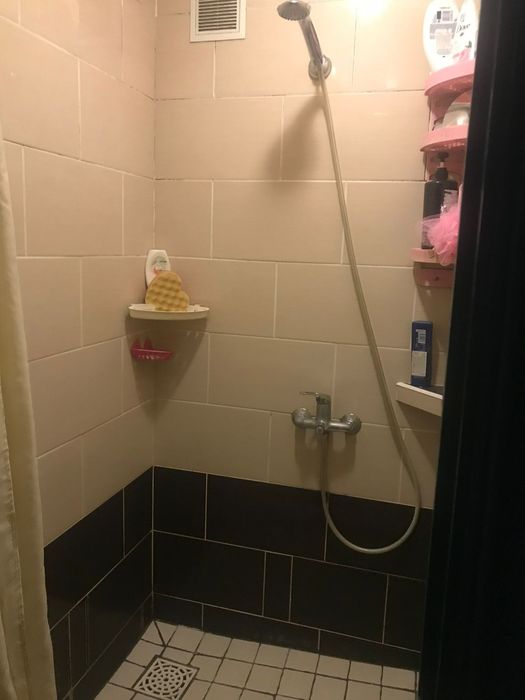 Оренда гуртожитку на Київській