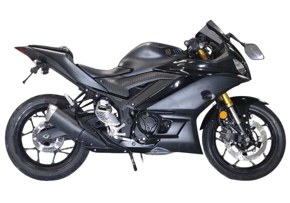 Японський мотоцикл Yamaha YZF-R25 2016, мотосалон Артмото Полтава