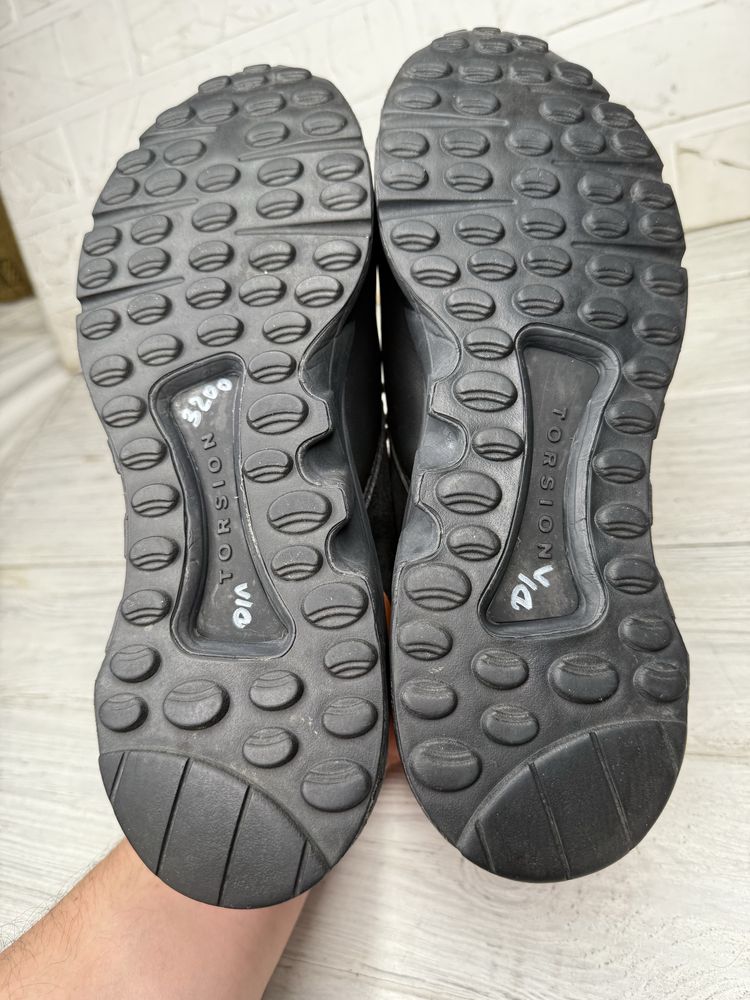 крутые кроссовки  y-3 x adidas leather printed athletic