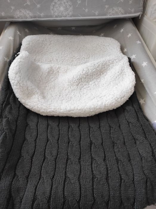 Śpiworek do gondoli