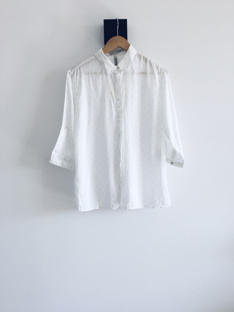 Koszula biała basic klasyczna kropki groszki stradivarius