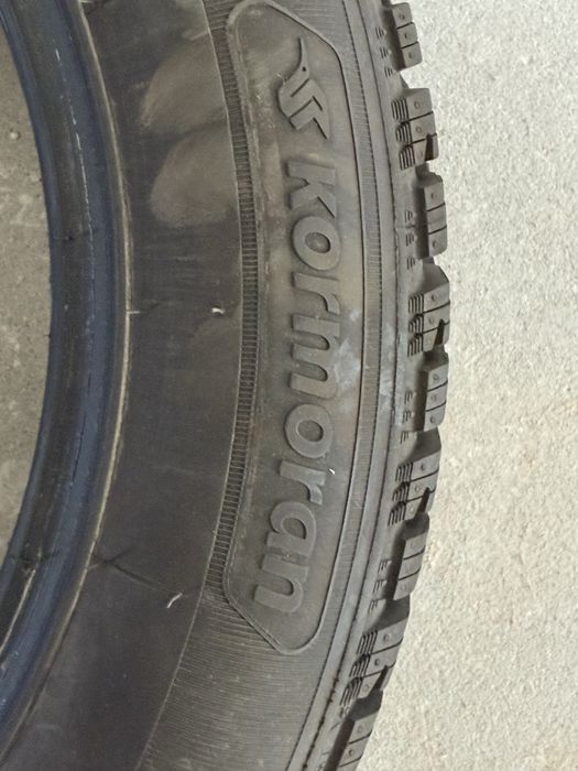 Opony zimowe Kormoran 215/60 R17