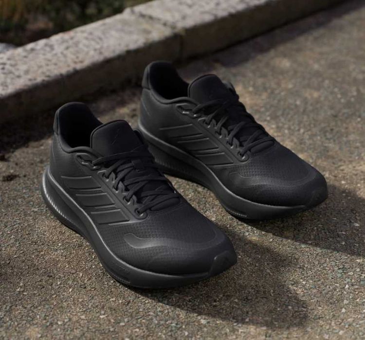 Оригінал Adidas Runfalcon 5 IE8812 кросівки кроссовки