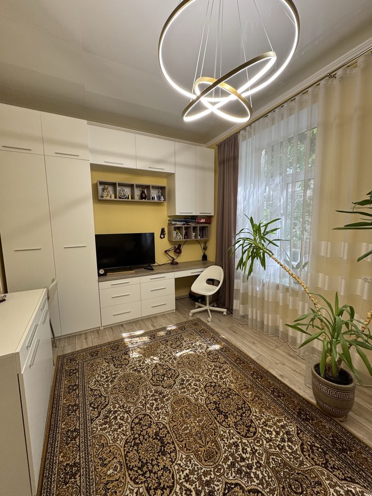Продаж 1 кім квартири Вул Городоцька Центр ЛНУ Франка Політехніка Lviv