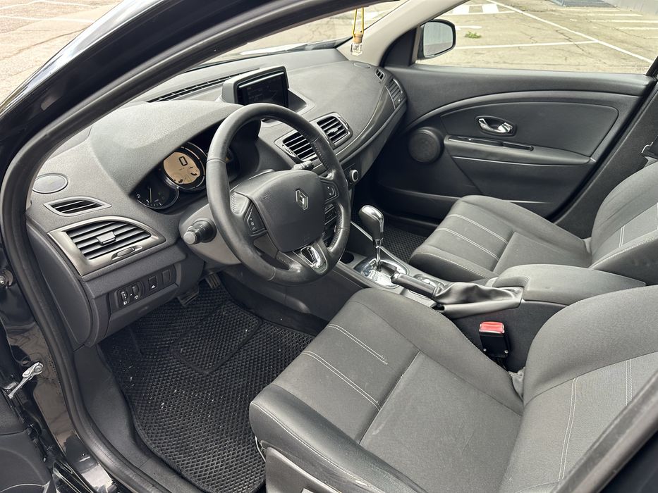 Renault Megane 1.5 дизель акпп