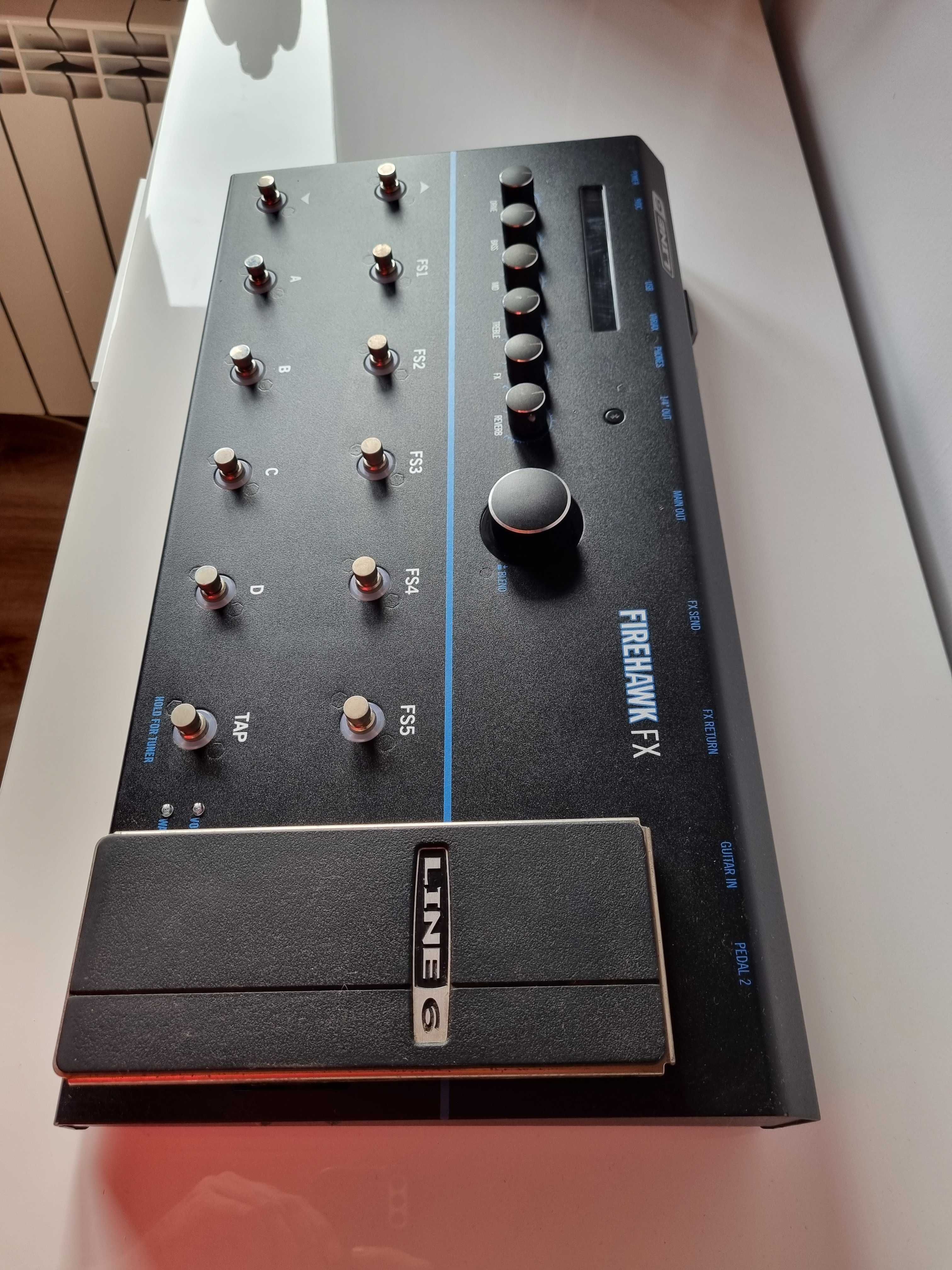 Line 6 Firehawk FX multiefekt gitarowy helix pod fractal