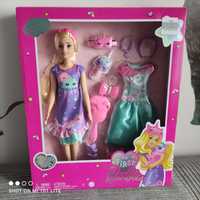 Duża lalka Barbie