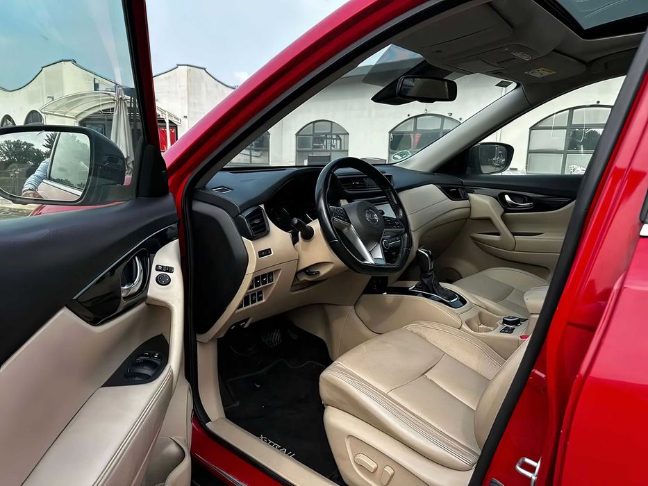 Nissan X-Trail      2017