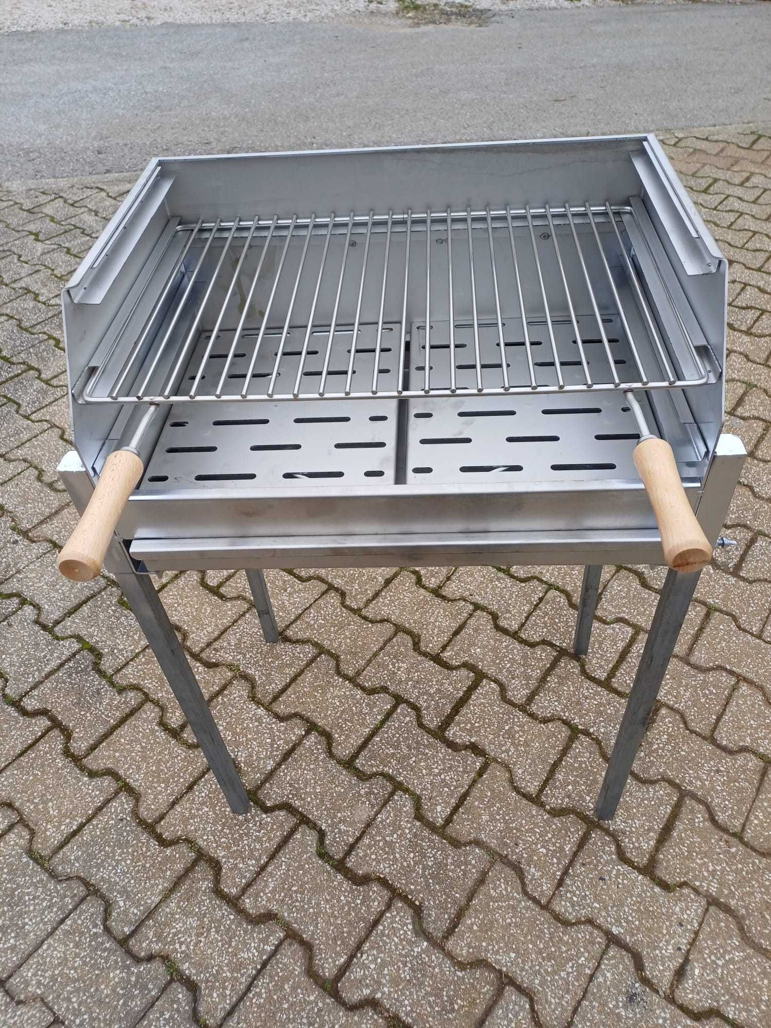 Grelhador inox 60x40 revestido com chapa de 2.5mm com Pernas Zincadas
