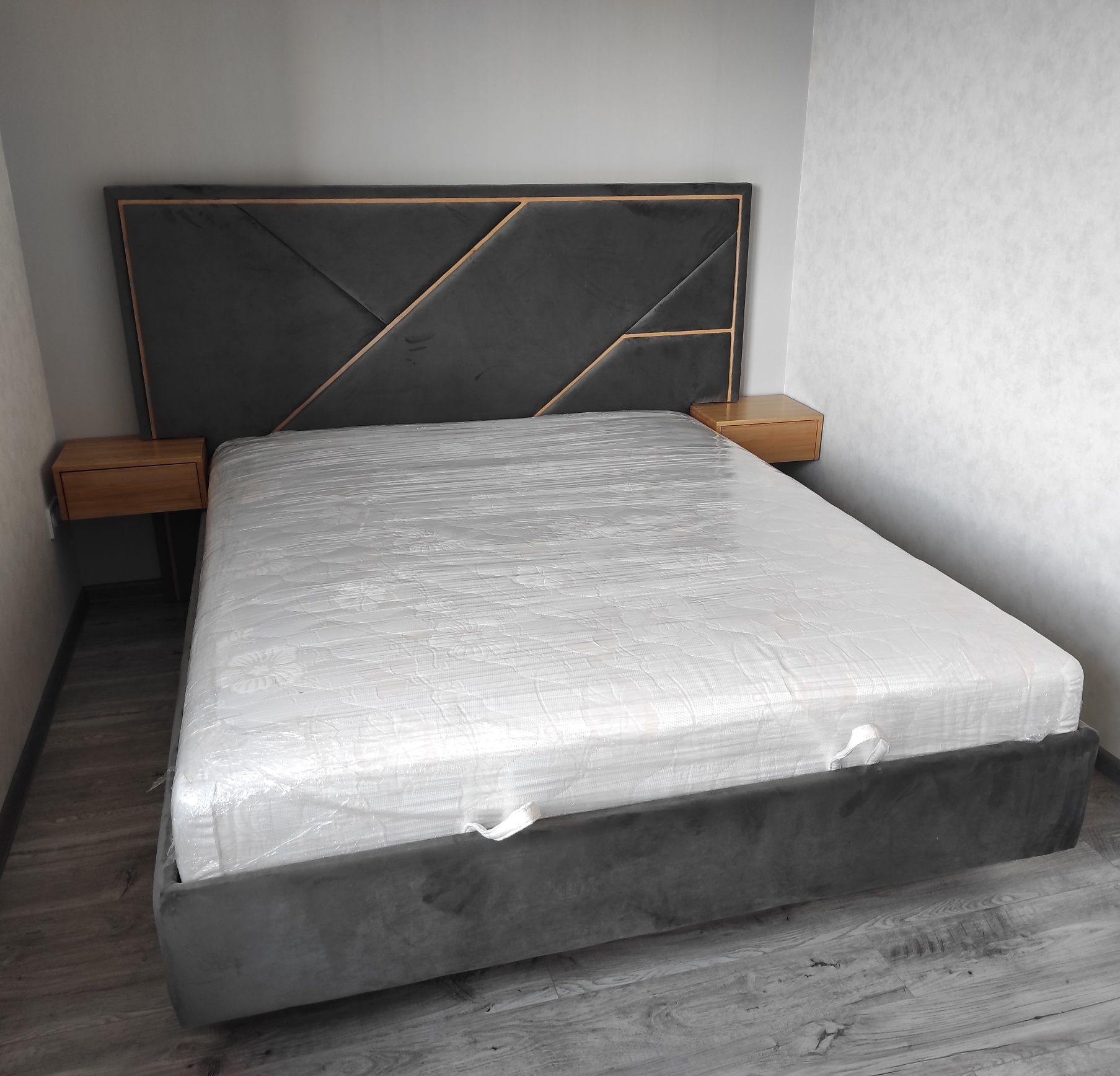 Ліжко Стронг з матрацом і тумбами, кровать, матрас