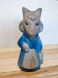 игрушки резиновые советских времен коза с пищалкой кукла Германия