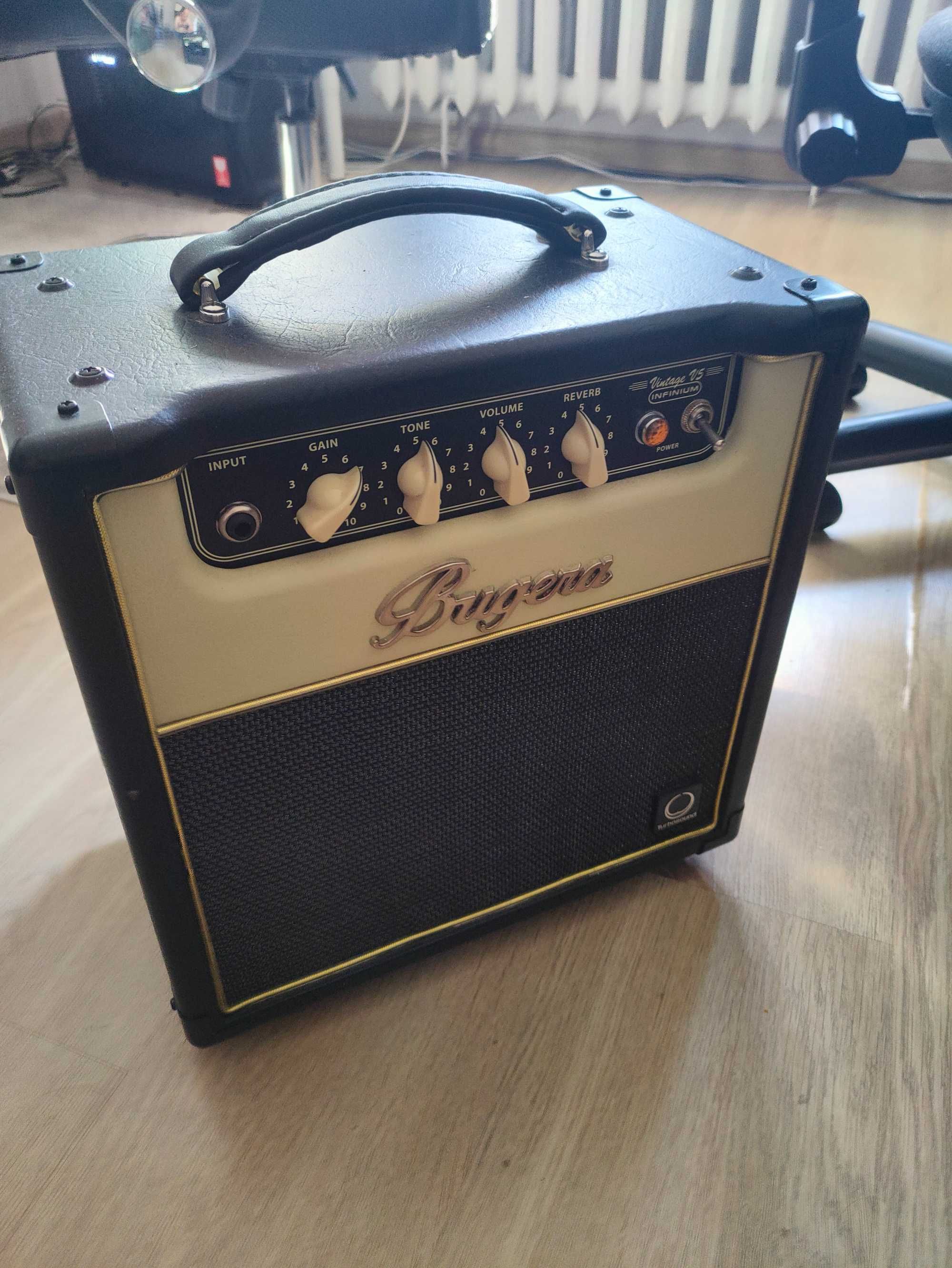 Bugera V5 Infinium wzmacniacz gitarowy