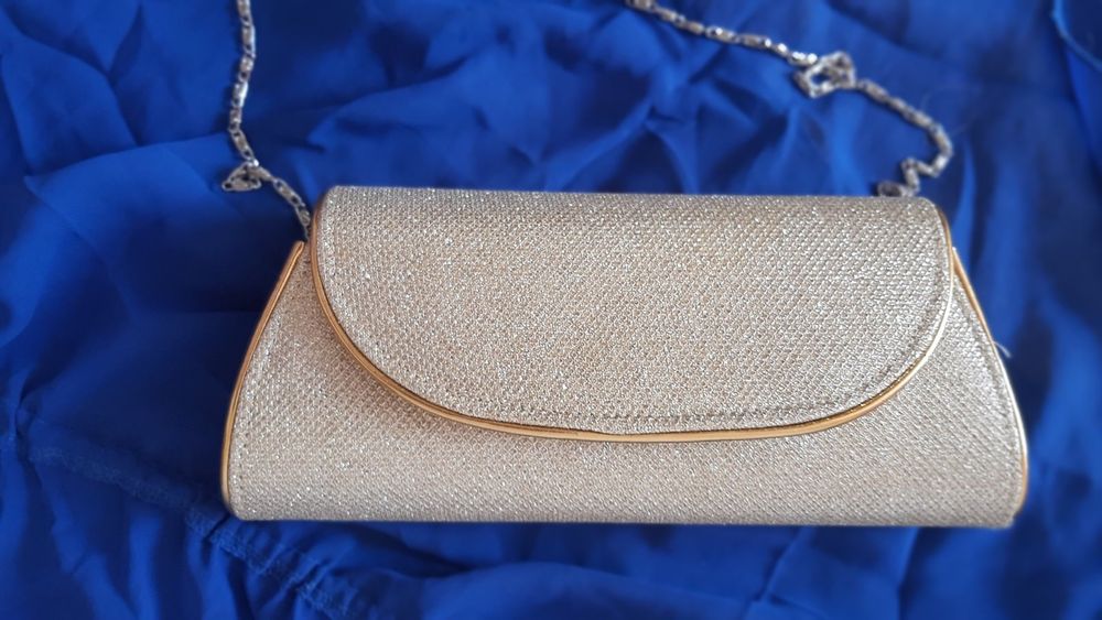 Золотистый  новый клатч Plato