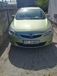 Opel Astra J 2012r