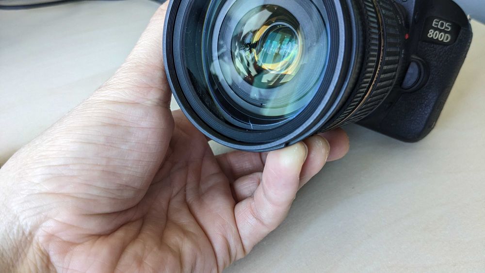 Продаю Canon EOS 800D + Tamron 28‑75 mm IF Macro Di SP