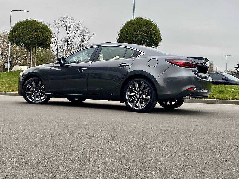 Mazda   6   2019