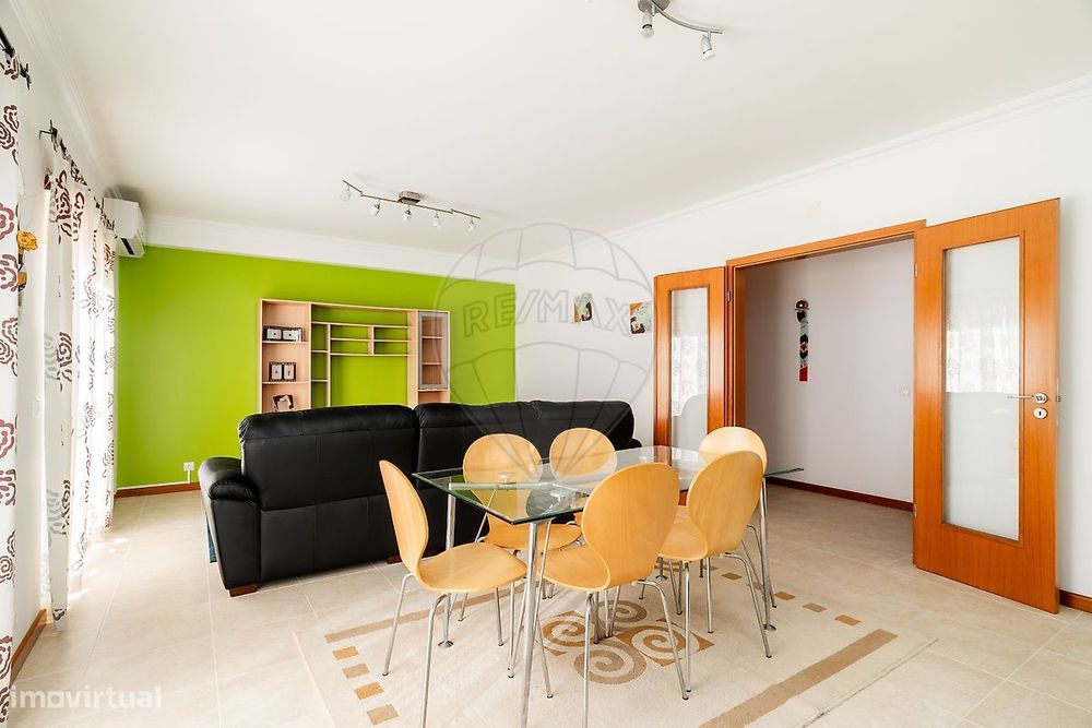 Apartamento T2 para arrendamento