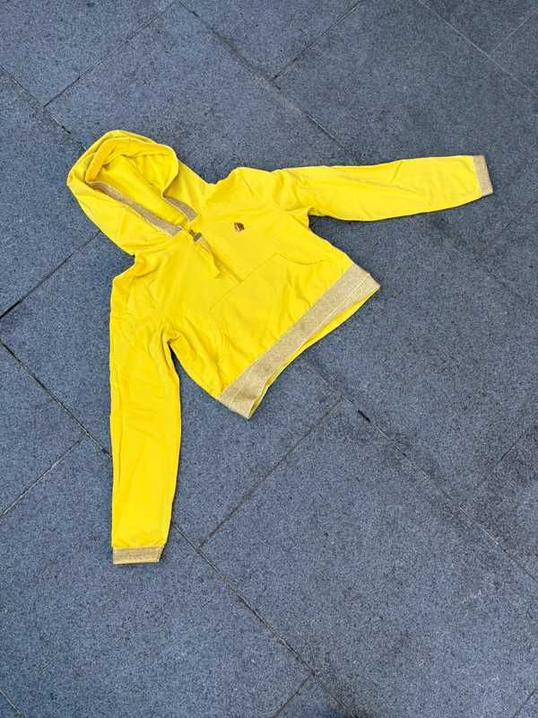 Nowa Żółta Bluza Hoodie Z Kapturem Z Kieszeniam Paski Y2k Aesthetic XS