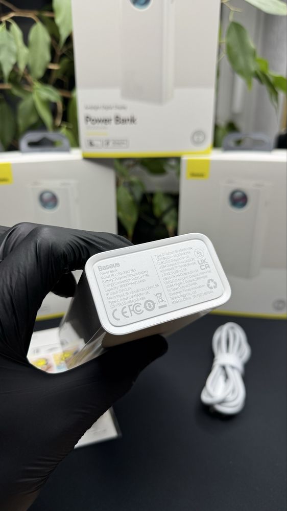 Портативний акумулятор Базеус Baseus 30000 mAh 65w зарядка ноута